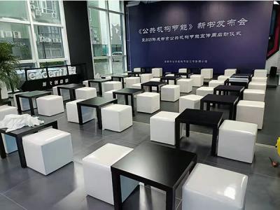 車展面包凳